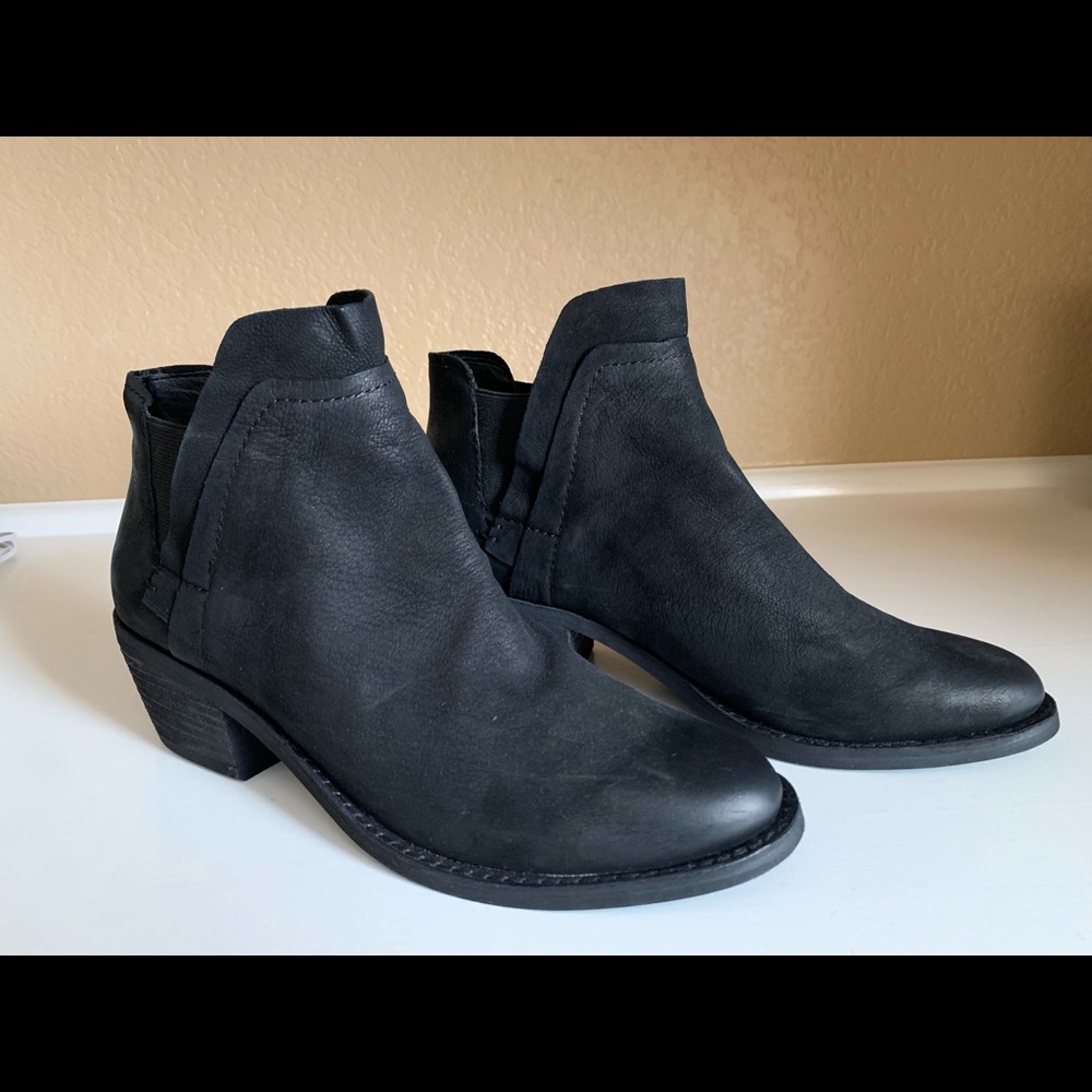 Dolce vita booties, distressed suede